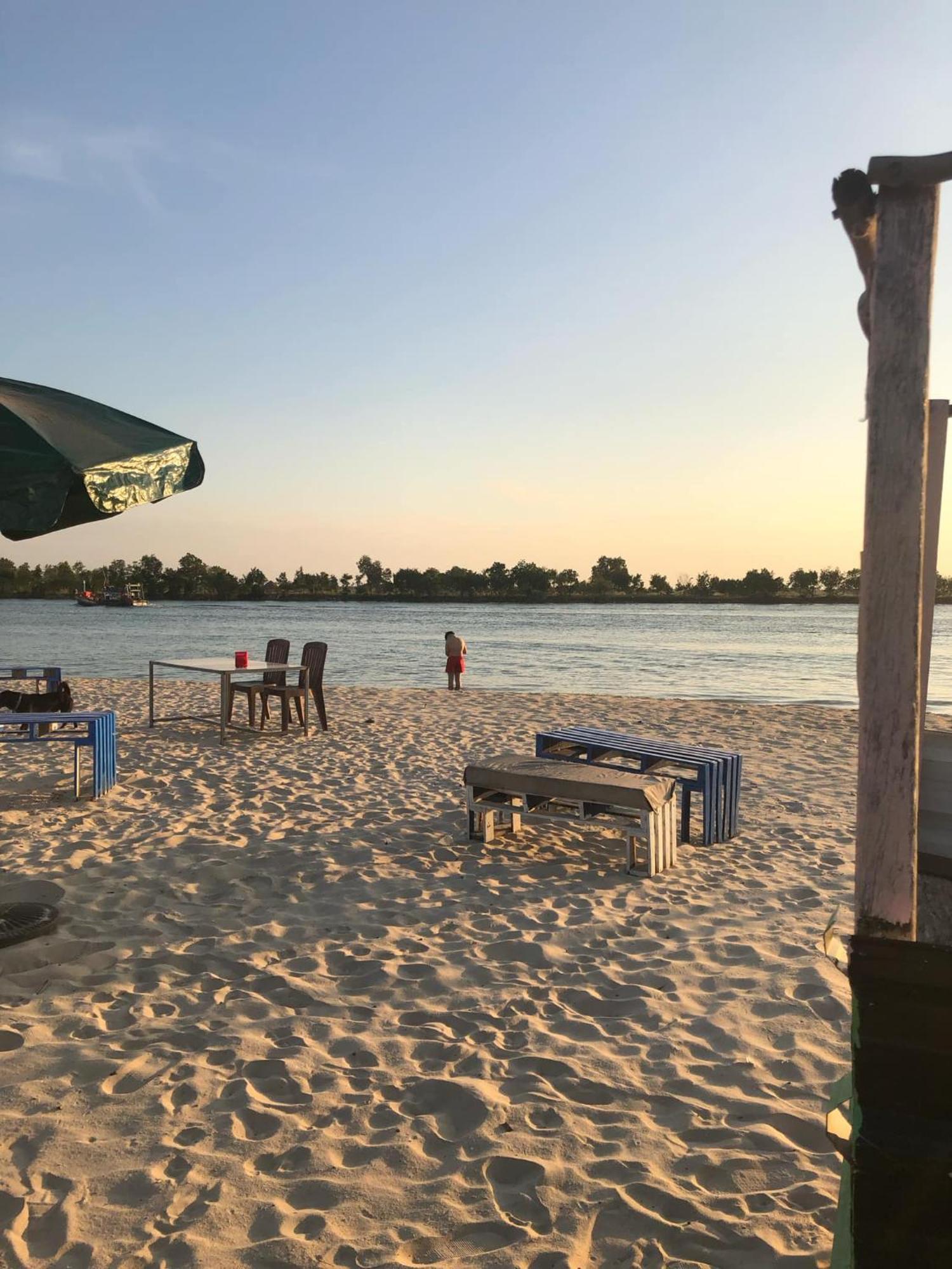La Plage De Kampot By Lee & Hap Guest House Εξωτερικό φωτογραφία