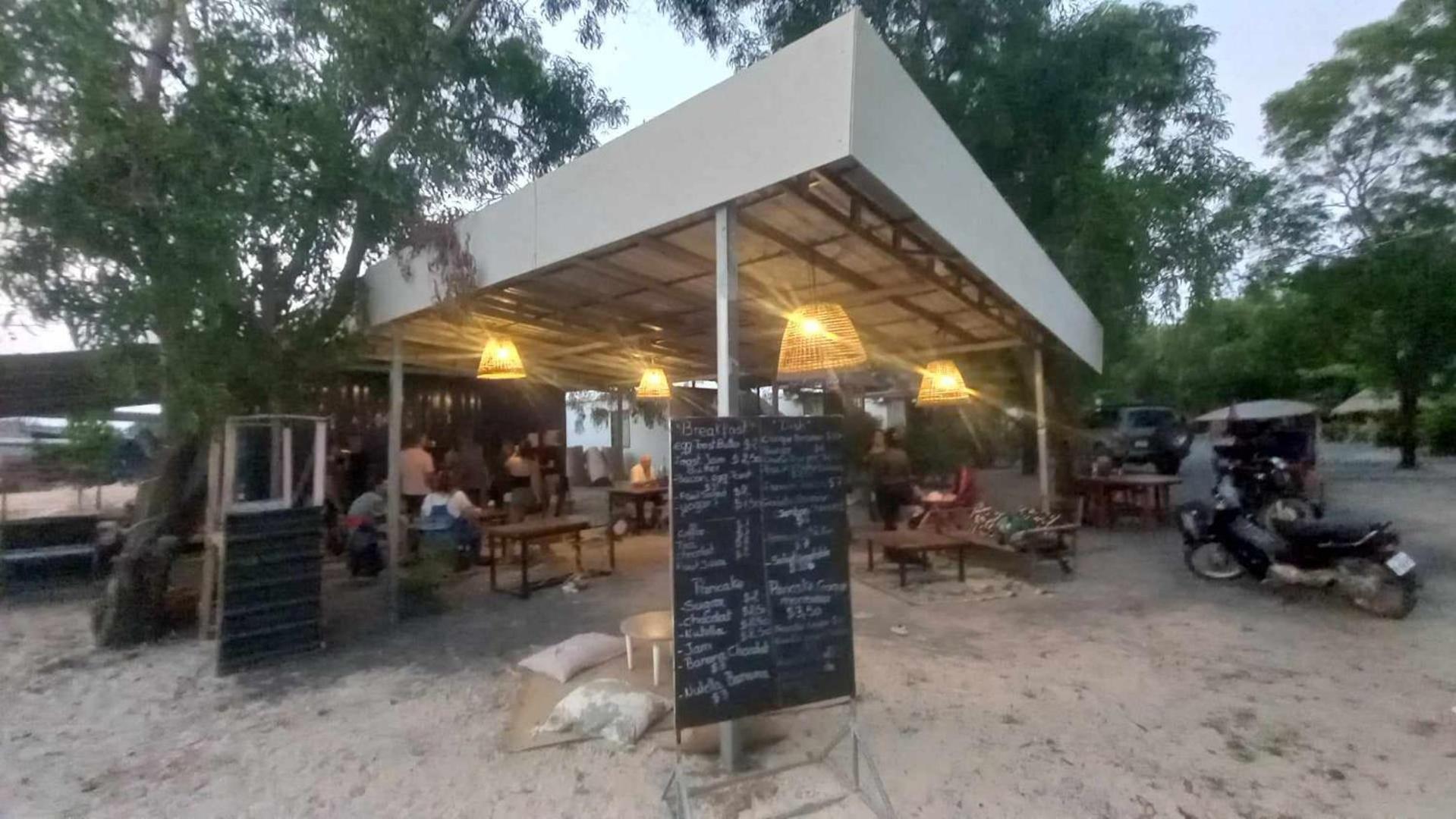 La Plage De Kampot By Lee & Hap Guest House Εξωτερικό φωτογραφία